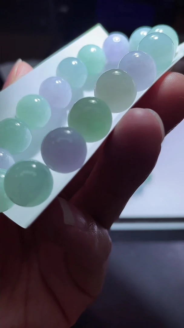 【闪购商品】定制翡翠未镶嵌翡翠多样性发货