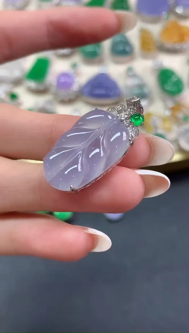 吊坠(不含链)18K金镶嵌翡翠吊坠(不含链)|19800