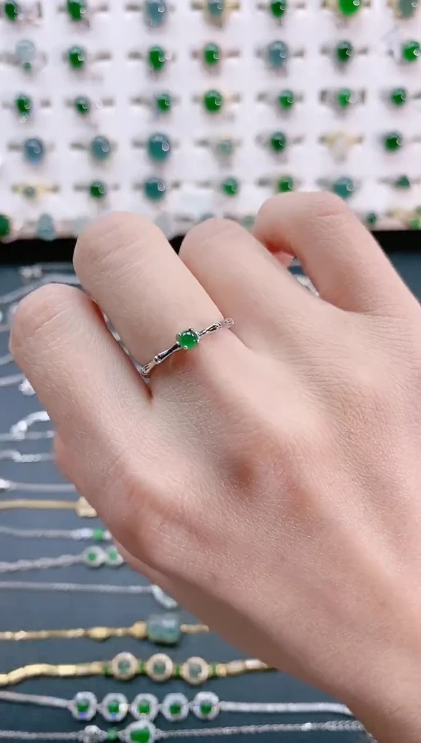 【闪购商品】翡翠戒指银S925镶嵌天然翡翠