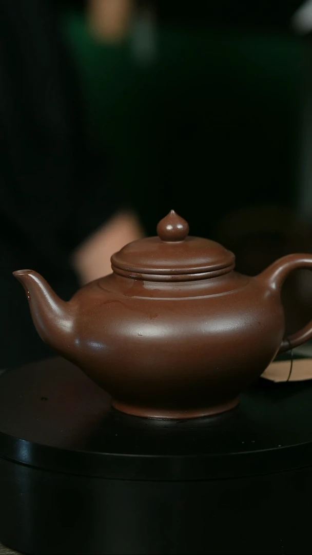 茶壶紫砂大*哥H1744赵信军光素笑樱