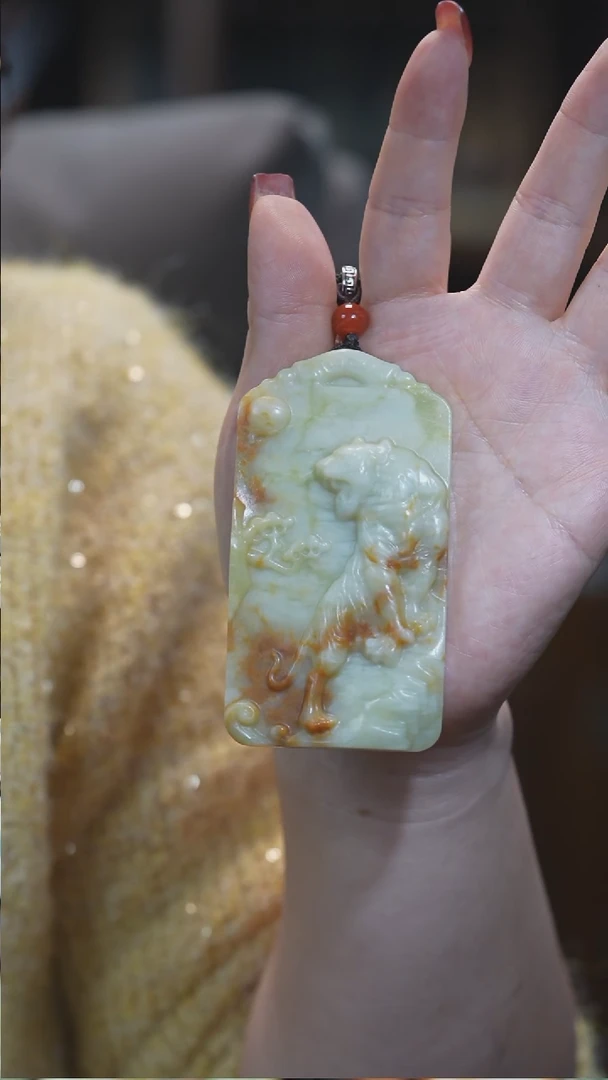 未镶嵌岫玉吊坠虎