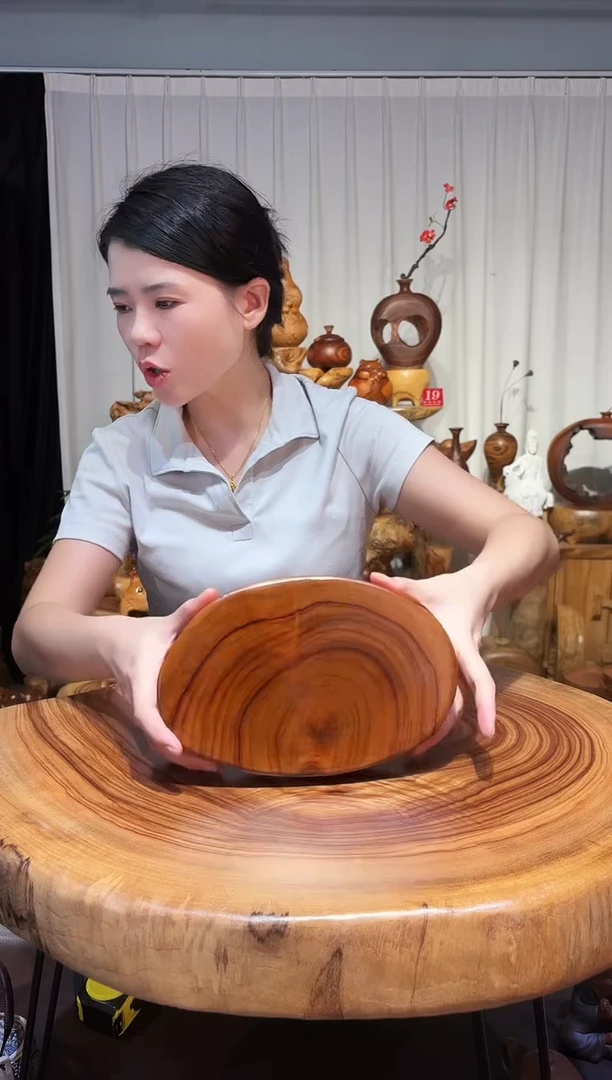 小叶红心香樟木壶承