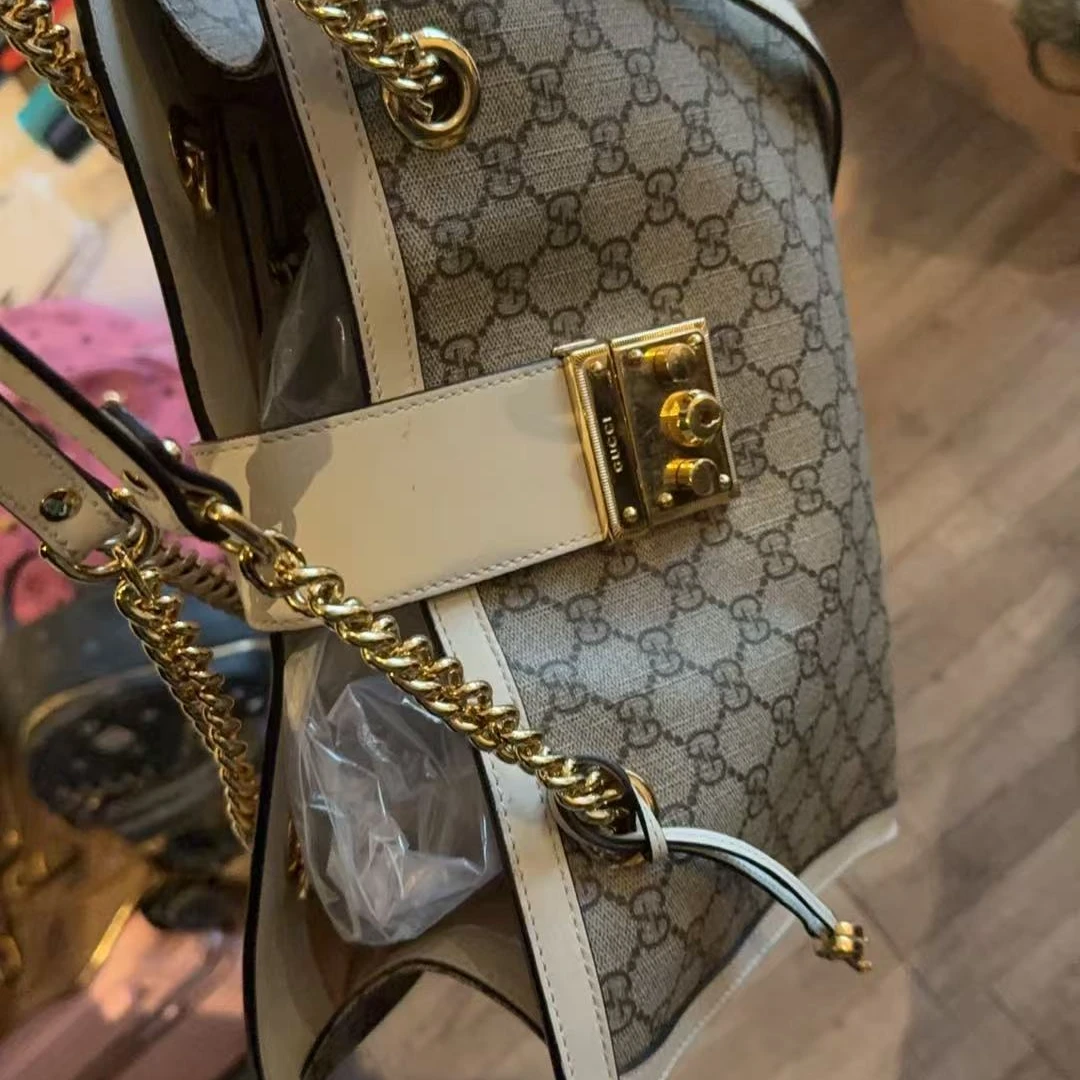 95新 GUCCI/古驰 古驰老花padlock包包