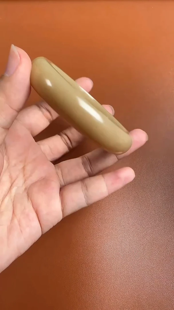 未镶嵌手镯和田玉和田玉且末糖手镯56mm