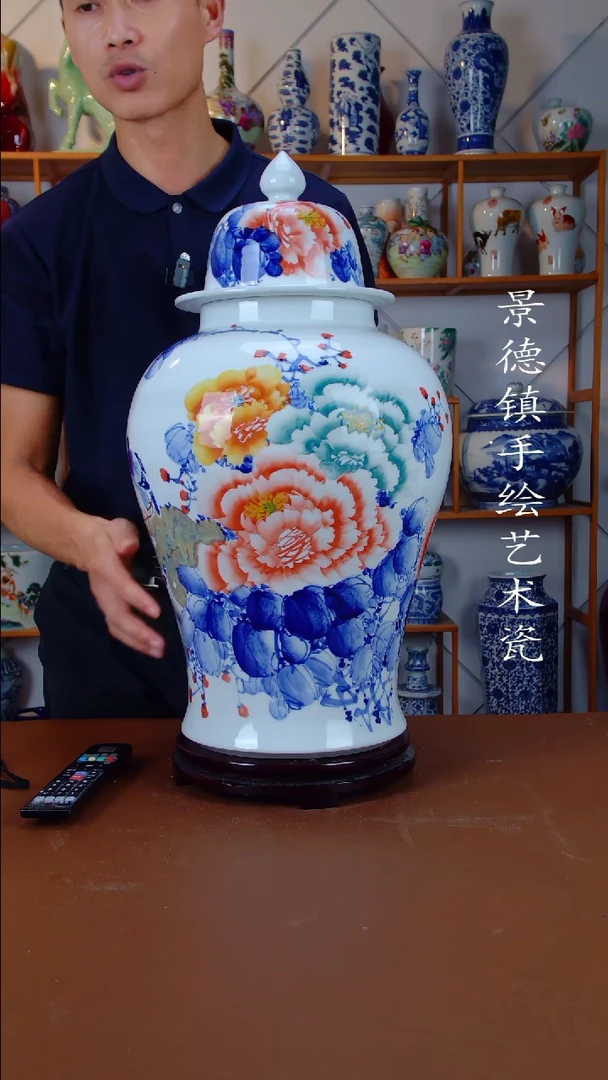 现代景德镇手工手绘陶瓷摆件39