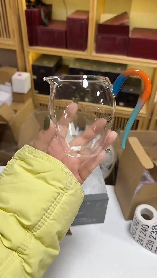 219号火凤怡然公道杯