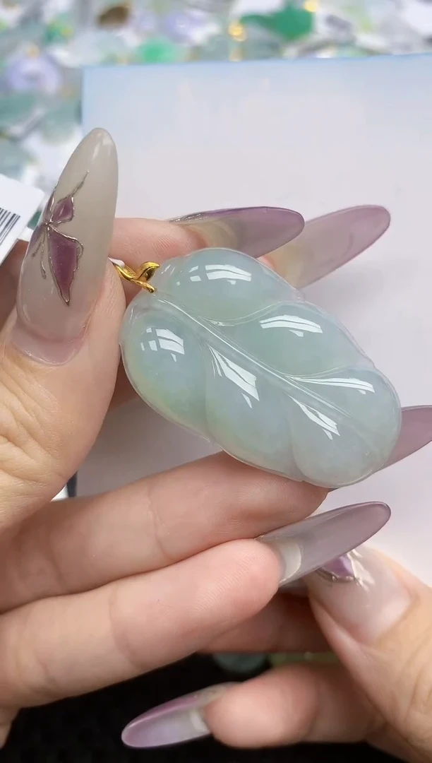 翡翠挂件18K金镶嵌98   天然翡翠A货