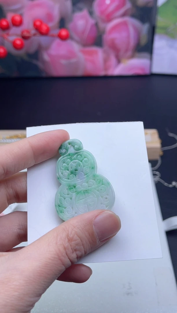 【闪购商品】翡翠挂件未镶嵌-多样性发其一