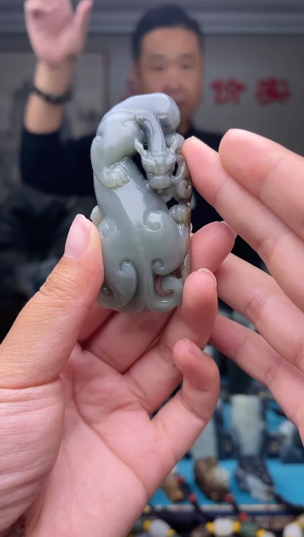 未镶嵌和田玉挂件1