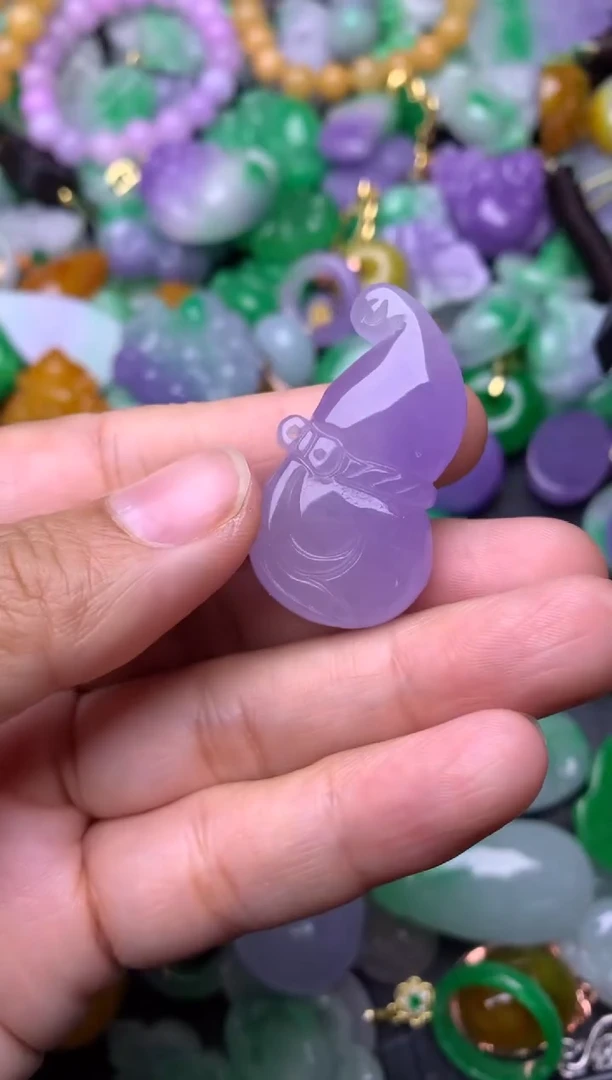 颈饰未镶嵌翡翠缅甸翡翠吊坠