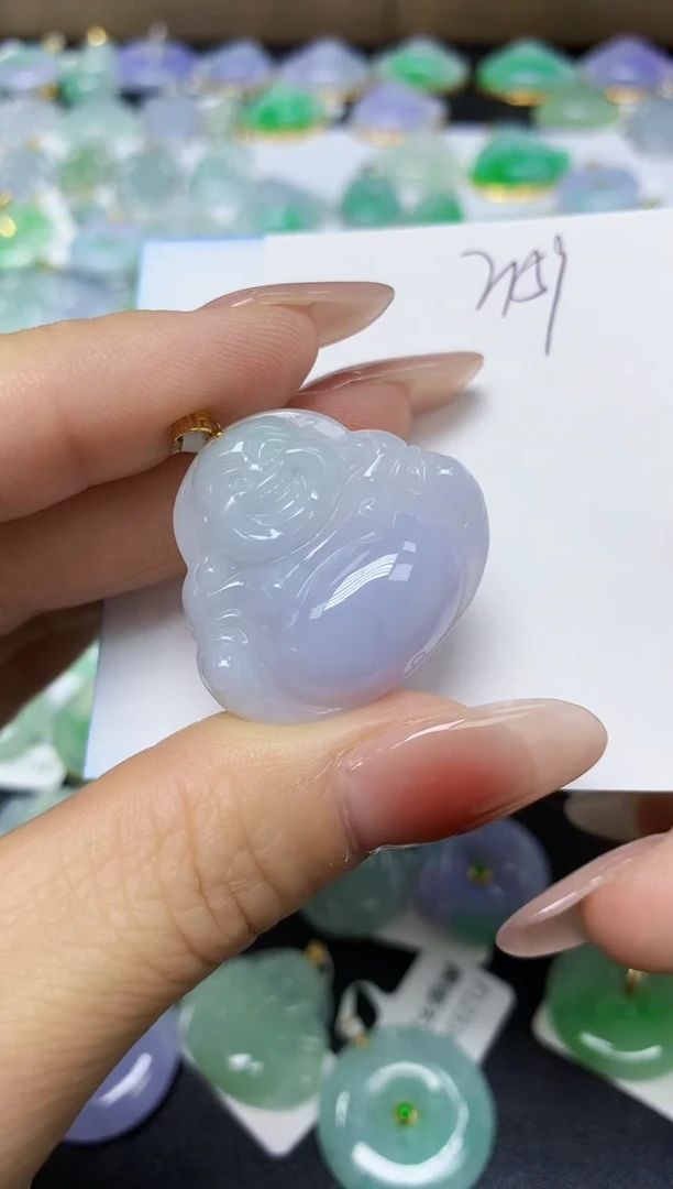 翡翠18K金镶嵌颈饰 天然缅甸翡翠A货