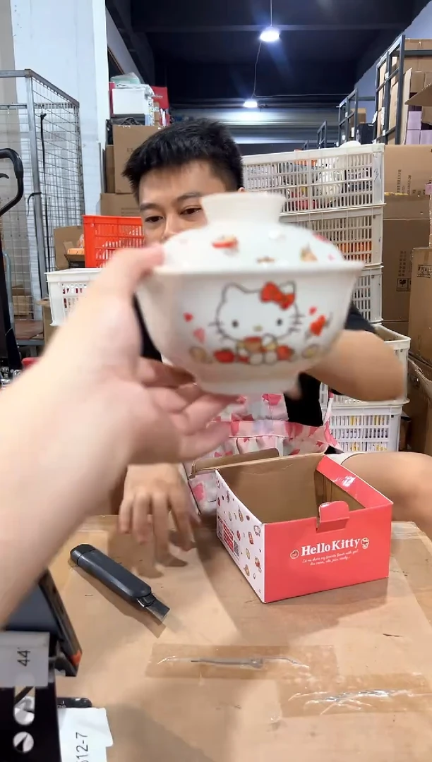 瓷片原盒kt猫带盖泡面碗