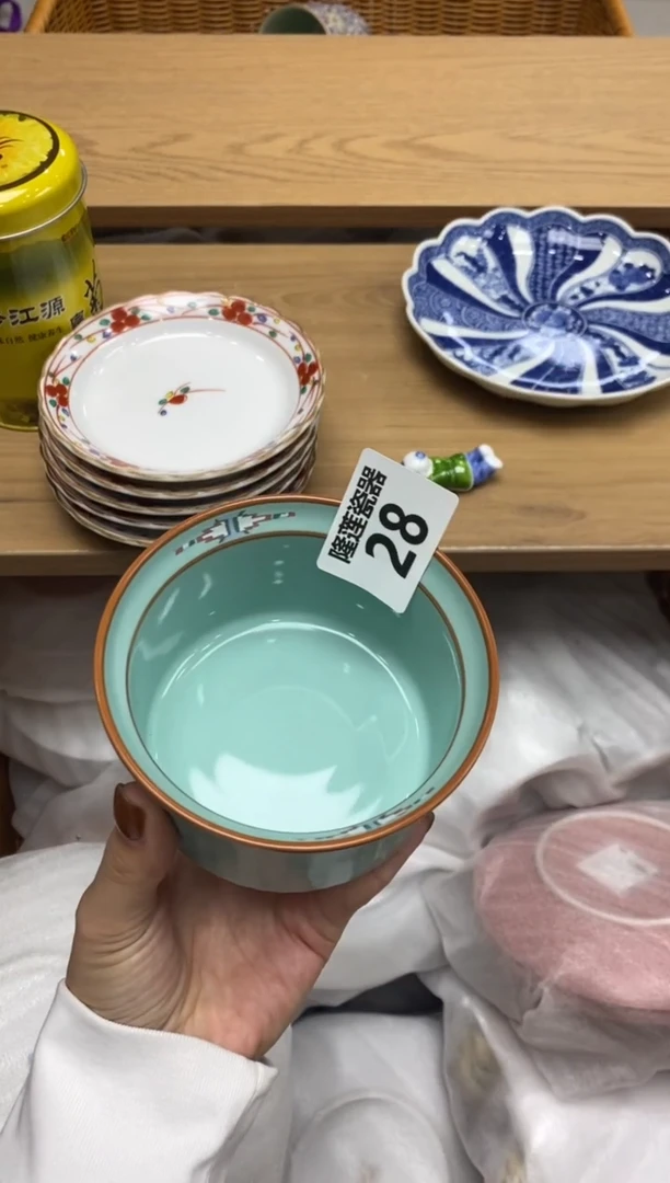 瓷片听*隆莲瓷器欢迎大家