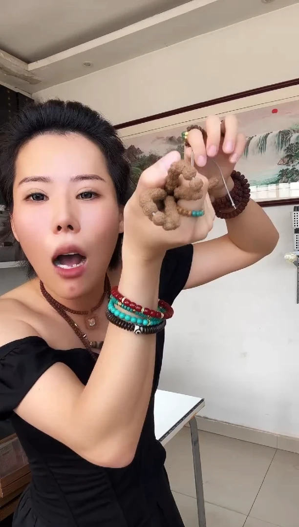 吊坠金刚菩提纯血十龙梅花桩花王小金刚108