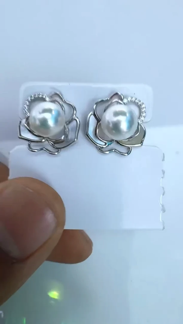 【闪购商品】海水珍珠耳饰银S925镶嵌耳钉