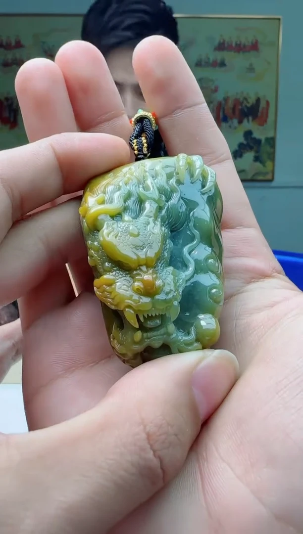 【闪购商品】翡翠颈饰未镶嵌1111111111