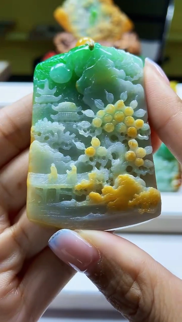 颈饰未镶嵌翡翠翡翠A货