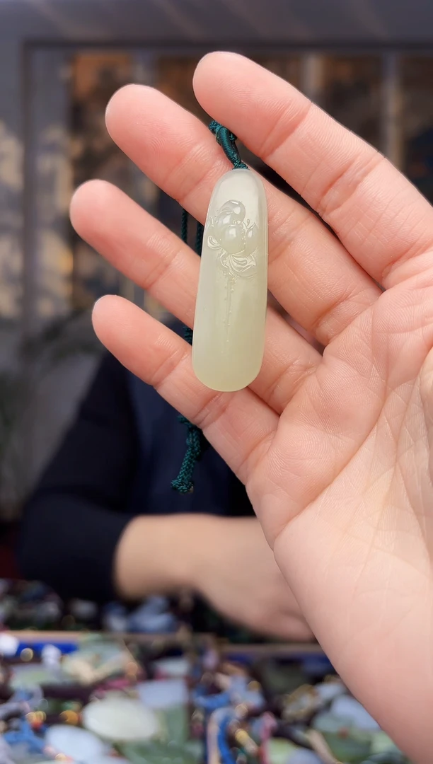 【闪购商品】和田玉颈饰未镶嵌拍一发一