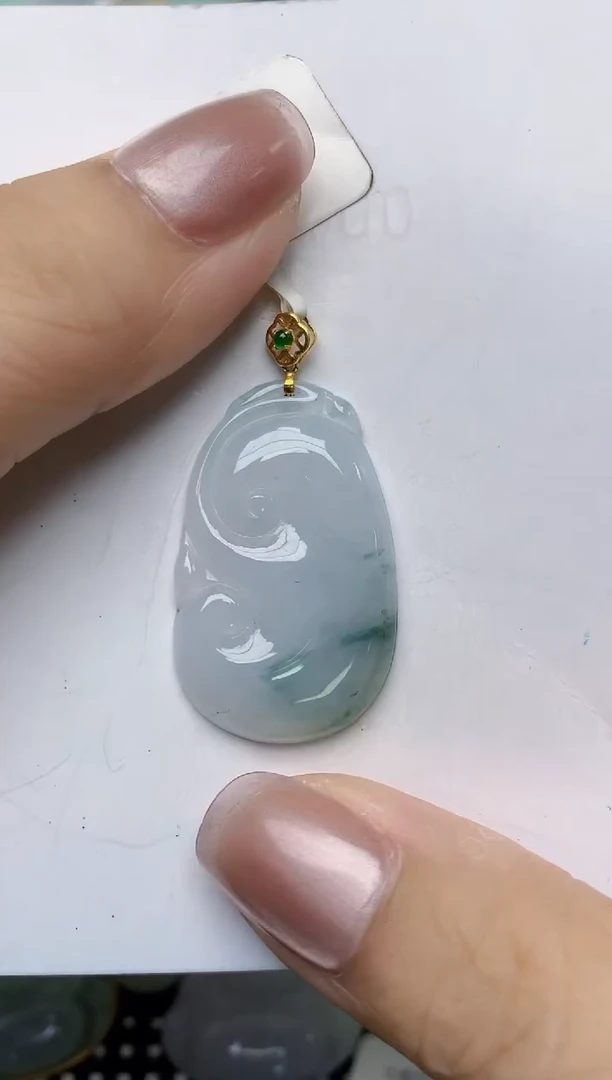 翡翠18K金镶嵌颈饰天然缅甸A货翡翠