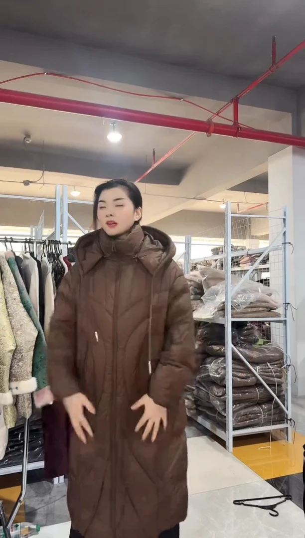 森比 羽绒服    130斤