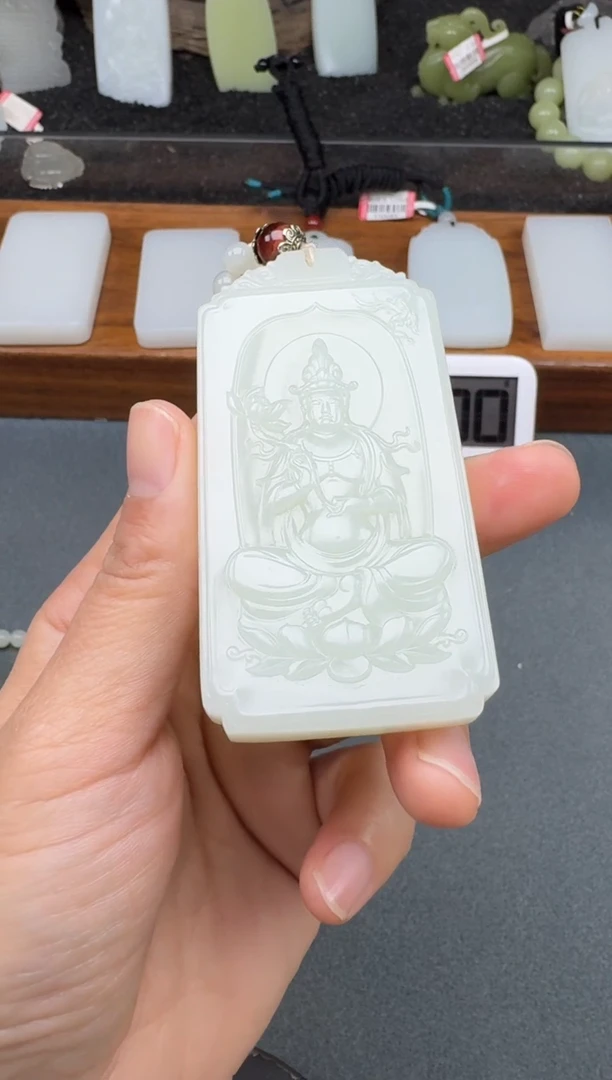 颈饰未镶嵌和田玉2