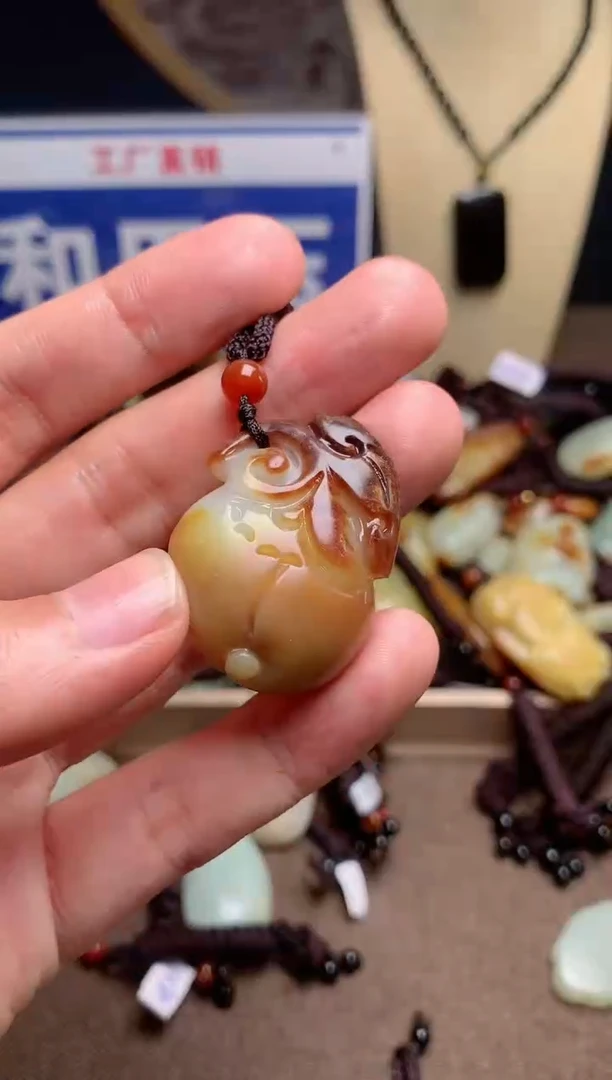 【闪购商品】和田玉颈饰未镶嵌1