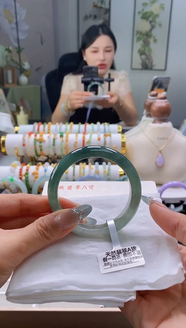 未镶嵌手镯翡翠@**虾75号55.6/11.0*7.7 定向 @小肥虾