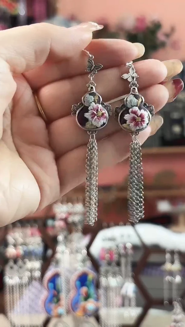 艺枝独绣手工饰品329