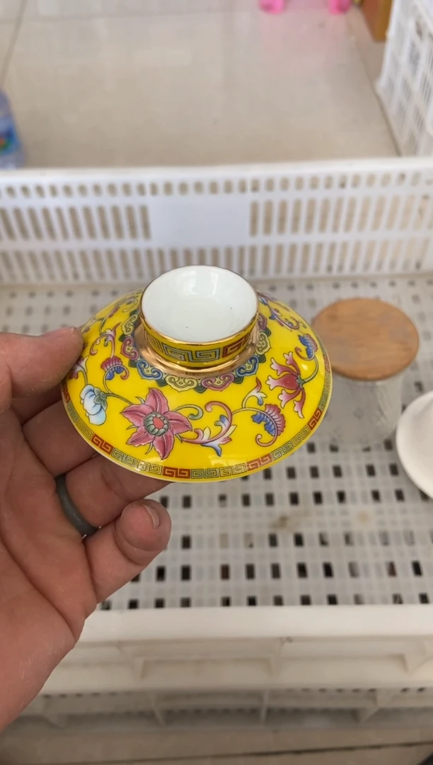 杯无运费险有瑕疵的摄影的产品有使用过的痕迹有点脏介意勿拍