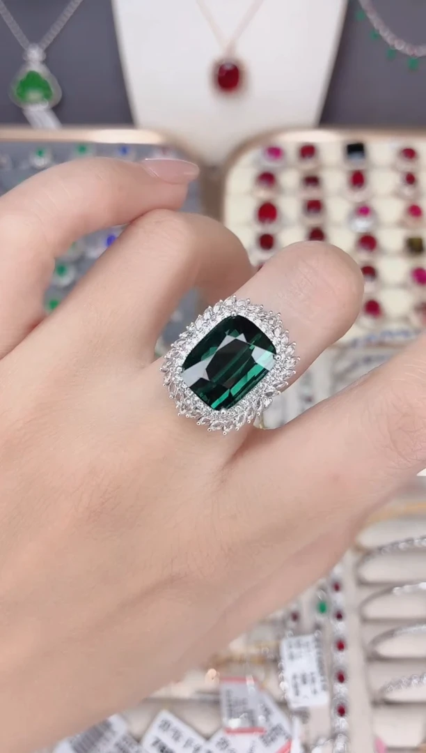 铂Pt950镶嵌碧玺戒指碧玺13.2CT