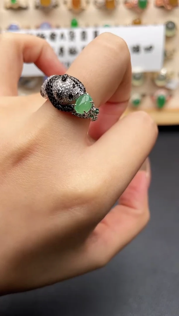 银S925镶嵌戒指翡翠一物一证一礼盒