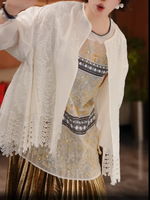 YUNSHUIHE/云水禾新中式宽松桑蚕丝刺绣绣花披肩外套