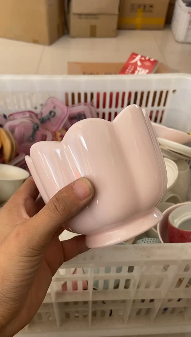 无运费险有瑕疵的摄影的产品有使用过的痕迹有点脏介意勿拍
