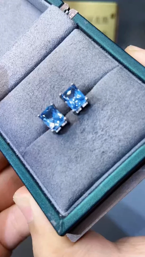 【闪购商品】海蓝宝石耳饰银S925镶嵌354