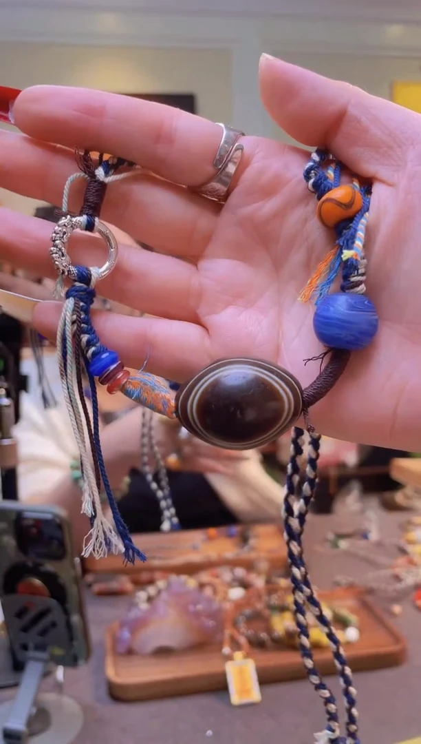 木质类板眼吊坠吊坠