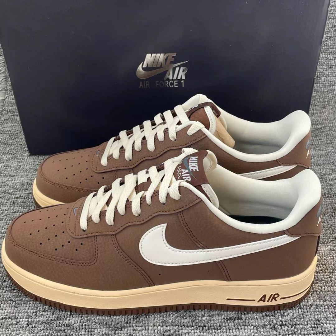 NIKE耐克 AIR FORCE 1男女同款低帮棕白空军经典休闲板鞋官方正品