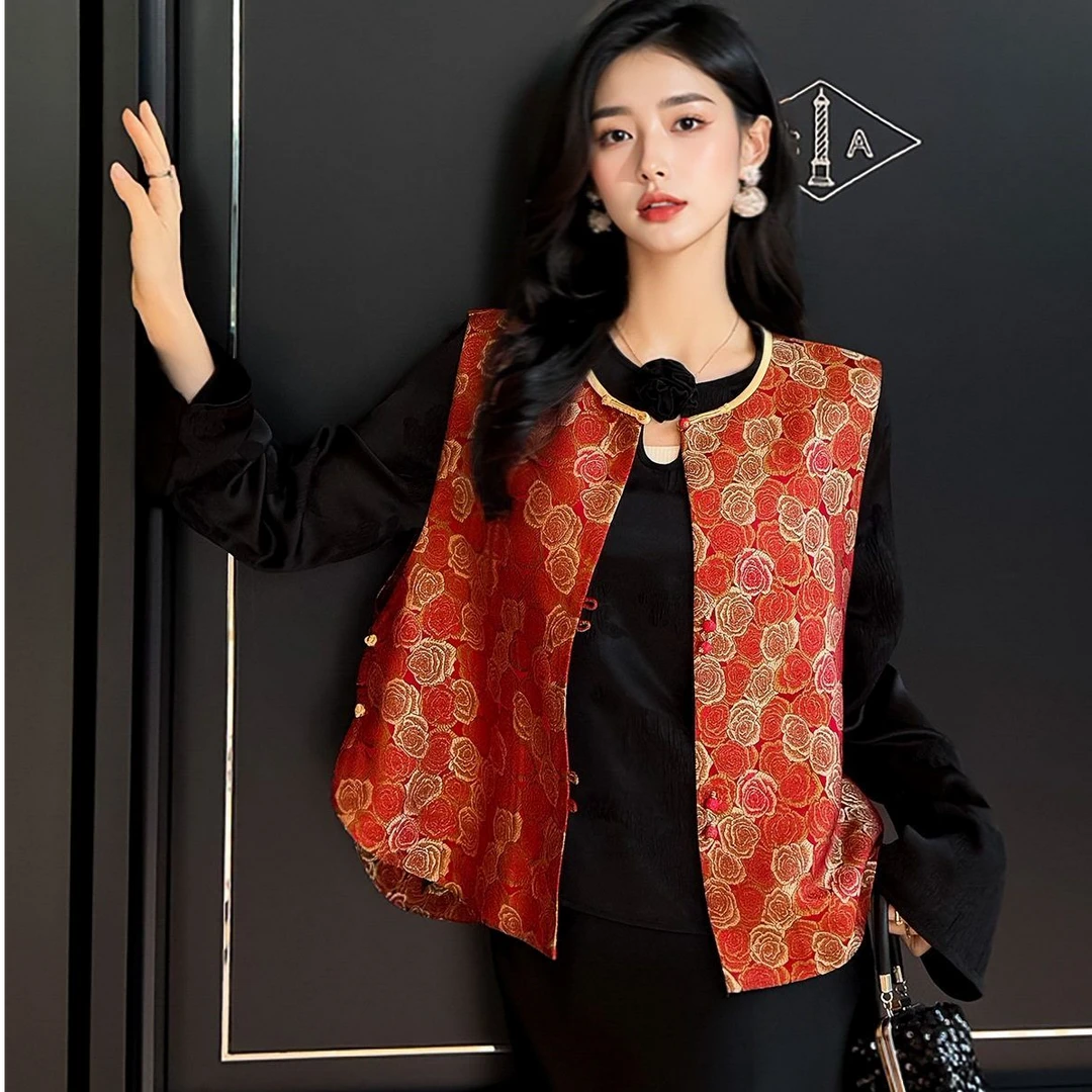 【李子淳】2025春款玫瑰花真丝宋锦马甲两侧纯手工编织花盘扣马甲