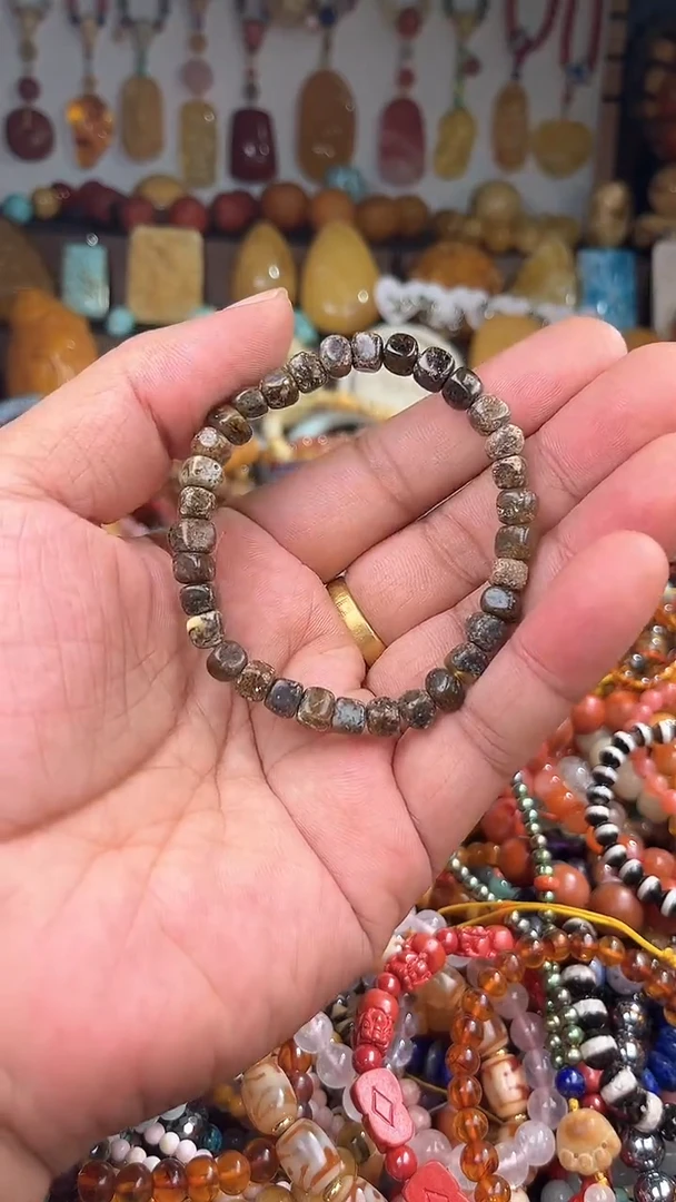 裸石琥珀未镶嵌何*凉一物一拍 169164