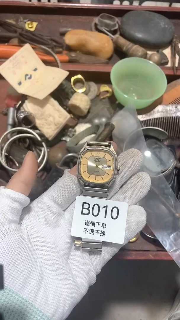 其他广***哥工艺品摆件010