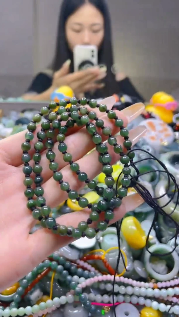 翡翠未镶嵌颈饰5MM/R/翡翠A货一图一物