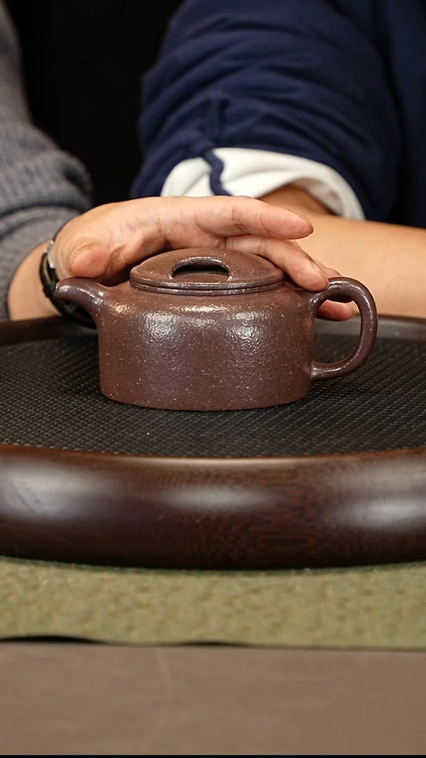 茶壶紫砂98 蒋敏杰 潭碧砂牛盖莲子260c