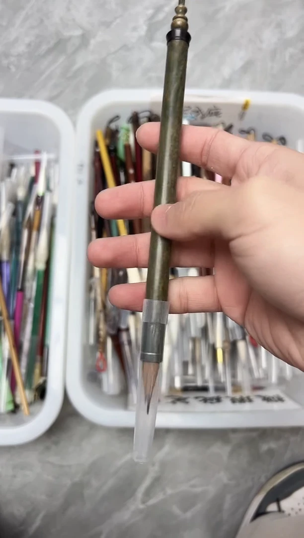 C012 定制毛笔一支微瑕 无礼盒 （清水试笔 蘸墨不退）