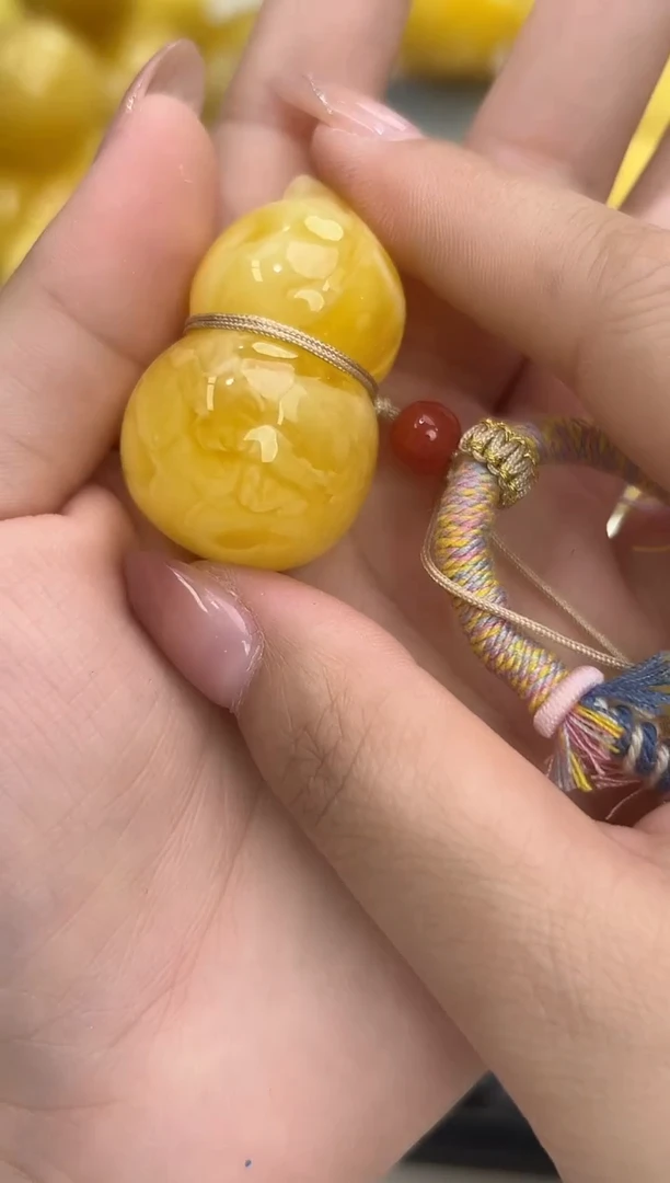 裸石琥珀未镶嵌琥珀蜜蜡吊坠