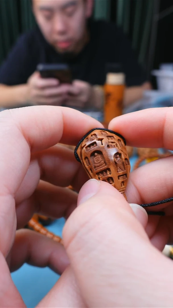 【闪购商品】桃核把件14以内j2432桃核三通石窟