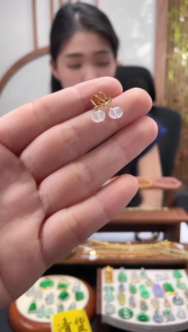 【闪购商品】翡翠耳钉18K金镶嵌2个  JK652