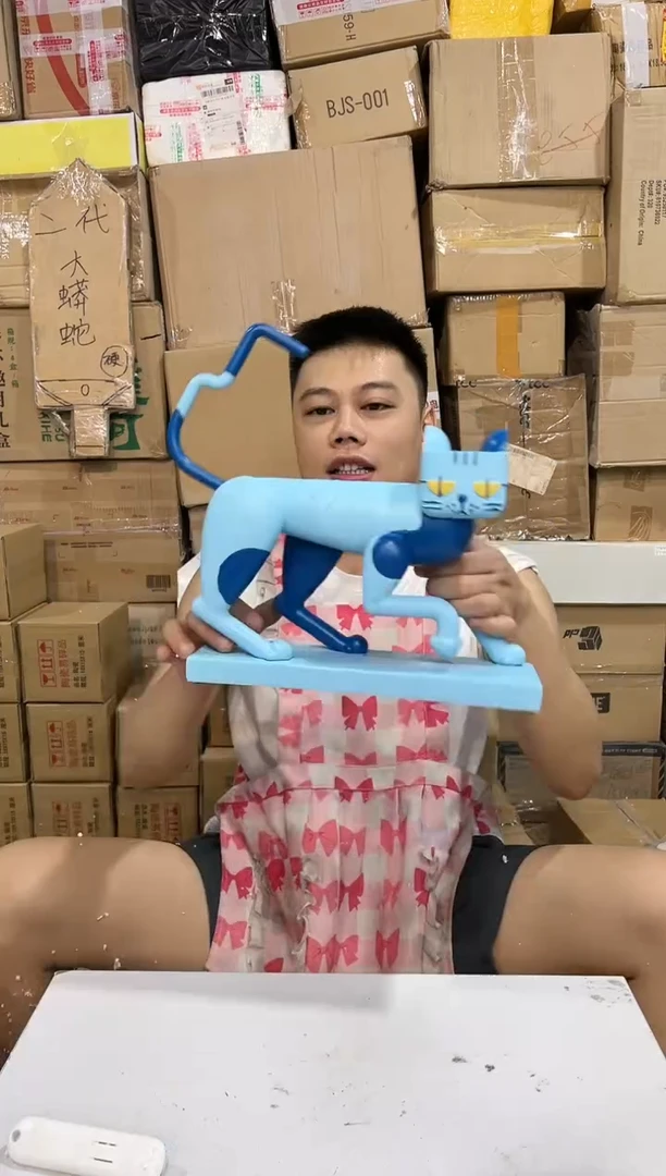 瓷片闪电猫摆件 树脂