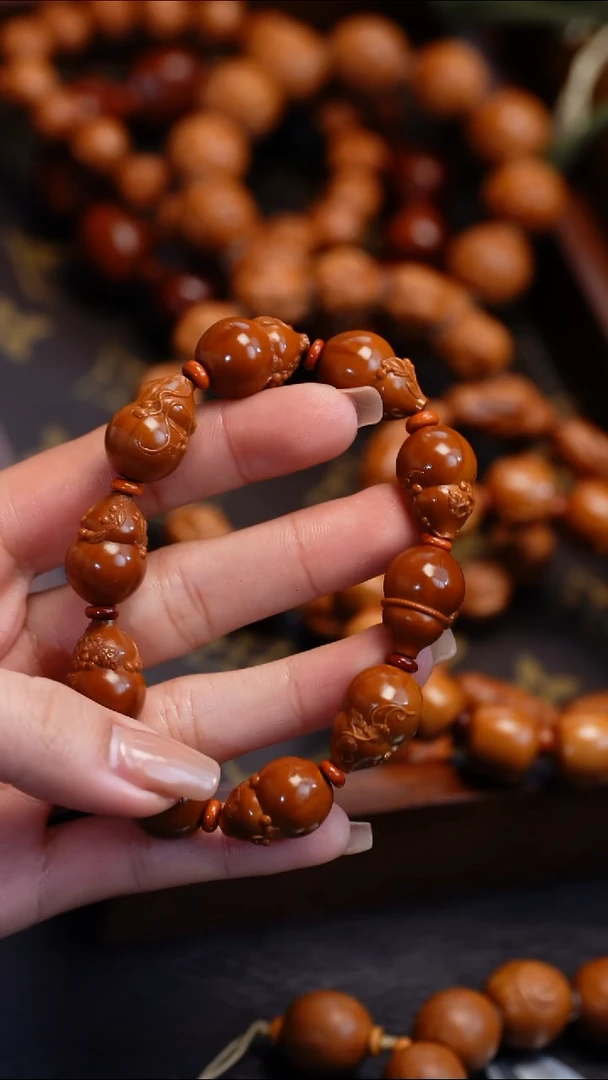 【闪购商品】橄榄核吊坠苏工橄榄核