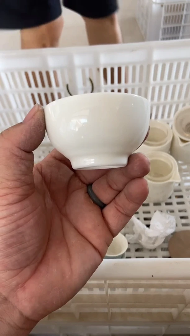 杯无运费险有瑕疵的摄影的产品有使用过的痕迹有点脏介意勿拍