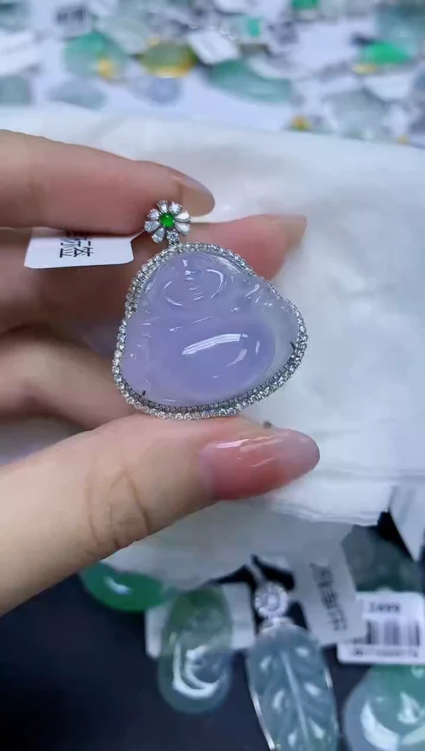 颈饰18K金镶嵌翡翠天然缅甸翡翠A货多样性发一件