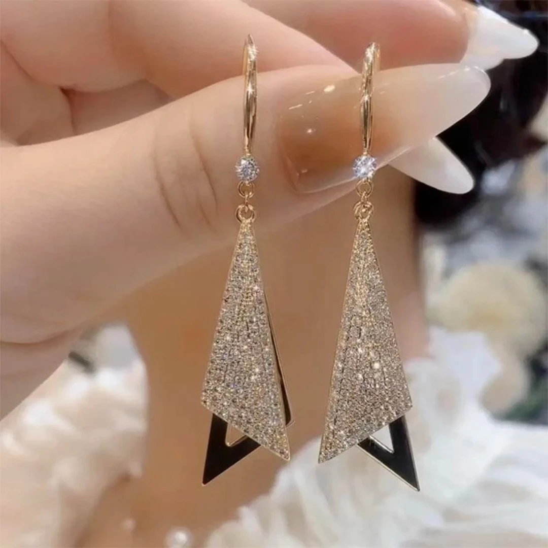 锌合金耳饰 高级感亮闪闪简约几何三角形耳环2025年新款耳饰B309